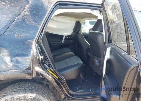 2019 Toyota 4Runner Sr5 Premium z USA, uszkodzony, nr VIN JTEZU5JR6K5196257